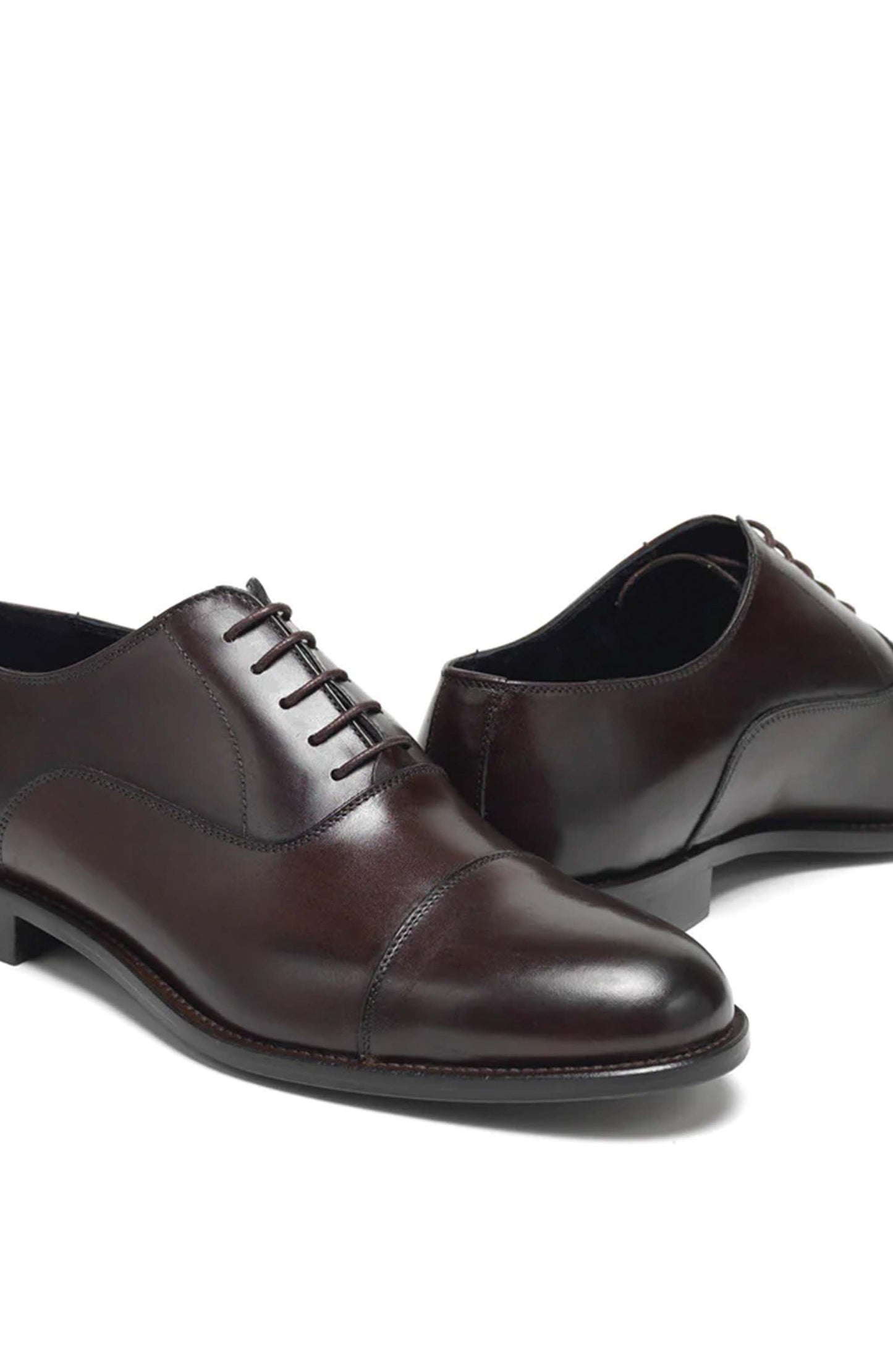scarpa classica uomo in pelle marrone Del Mare 1911 dettaglio primo piano