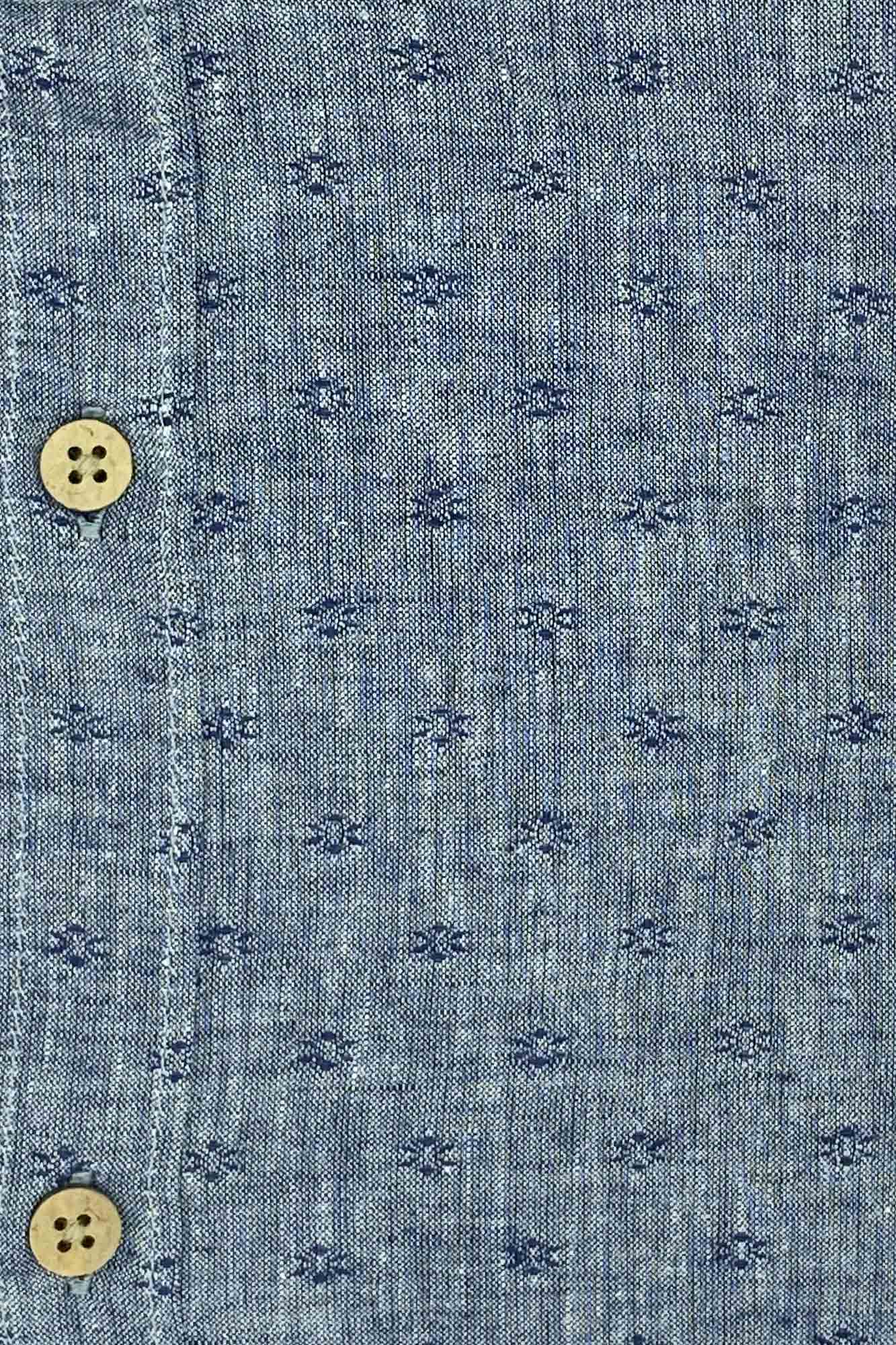 Camicia in misto lino con tessuto effetto ricamo